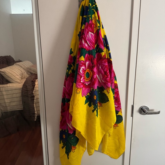 BOUTIQUE oversized yellow floral scarf - 60” - Picture 2 of 5
